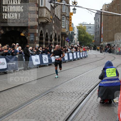05.10.2025 - 20. swb-Marathon Bremen Yannick Fuchs http://msf.ph/oto/9273389 05.10.2025 12:25:04 Ziel 1357 meine-sportfotos.de