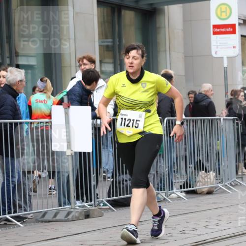 05.10.2025 - 20. swb-Marathon Bremen Strokosch-Dieckow http://msf.ph/oto/9273394 05.10.2025 11:11:30 Ziel 7007, 9420, 9648, 9680, 9726, 9784, 9867, 9999, 10058, 10235, 10236, 10333, 10540, 10815, 10839, 10849, 11088, 11172, 11215, 11563, 7007, 9420, 9648, 9680, 9726, 9784, 9867, 9999, 10058, 10235, 10236, 10333, 10540, 10815, 10839, 10849, 11088, 11172, 11215, 11563 meine-sportfotos.de