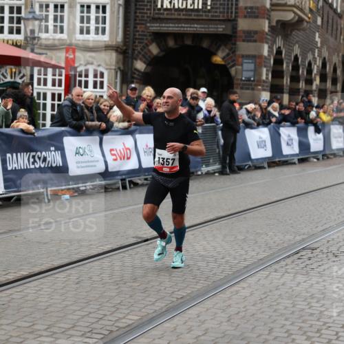 05.10.2025 - 20. swb-Marathon Bremen Yannick Fuchs http://msf.ph/oto/9273486 05.10.2025 12:25:06 Ziel 1357 meine-sportfotos.de