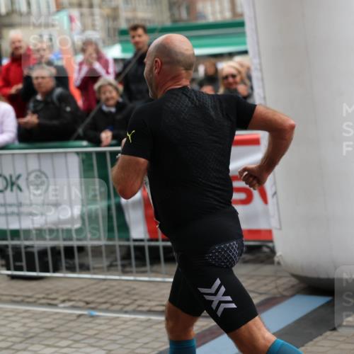05.10.2025 - 20. swb-Marathon Bremen Yannick Fuchs http://msf.ph/oto/9273554 05.10.2025 12:25:08 Ziel 1357 meine-sportfotos.de