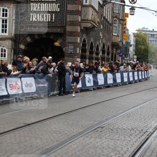 05.10.2025 - 20. swb-Marathon Bremen Yannick Fuchs http://msf.ph/oto/9273583 05.10.2025 12:25:21 Ziel 784 meine-sportfotos.de