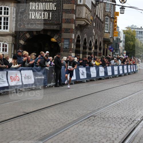 05.10.2025 - 20. swb-Marathon Bremen Yannick Fuchs http://msf.ph/oto/9273592 05.10.2025 12:25:21 Ziel 784 meine-sportfotos.de