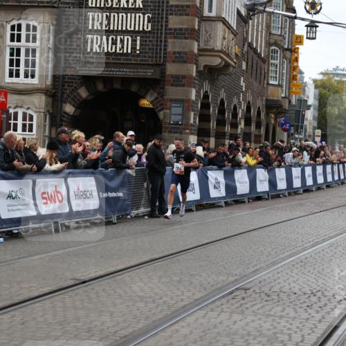 05.10.2025 - 20. swb-Marathon Bremen Yannick Fuchs http://msf.ph/oto/9273610 05.10.2025 12:25:21 Ziel 784 meine-sportfotos.de