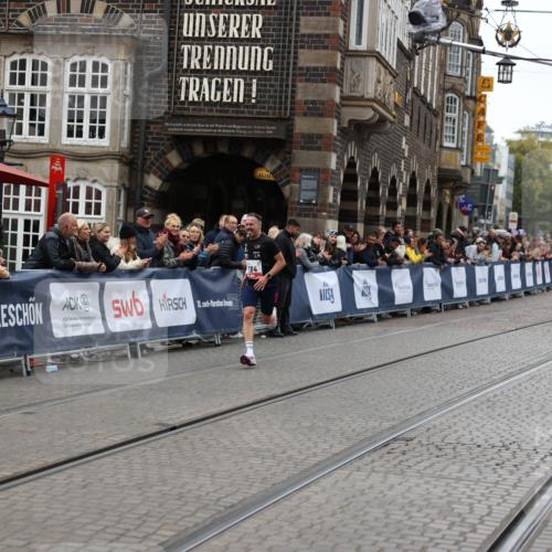 05.10.2025 - 20. swb-Marathon Bremen Yannick Fuchs http://msf.ph/oto/9273640 05.10.2025 12:25:22 Ziel 784 meine-sportfotos.de