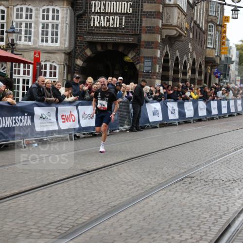 05.10.2025 - 20. swb-Marathon Bremen Yannick Fuchs http://msf.ph/oto/9273665 05.10.2025 12:25:22 Ziel 784 meine-sportfotos.de