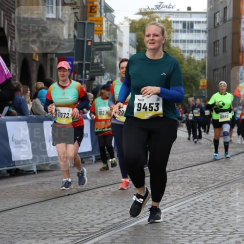05.10.2025 - 20. swb-Marathon Bremen Strokosch-Dieckow http://msf.ph/oto/9274007 05.10.2025 11:11:36 Ziel 9453, 9999, 10058, 10264, 10333, 11030, 11172, 11191 meine-sportfotos.de