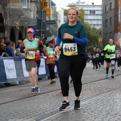 05.10.2025 - 20. swb-Marathon Bremen Strokosch-Dieckow http://msf.ph/oto/9274030 05.10.2025 11:11:36 Ziel 9453, 9999, 10058, 10264, 10333, 11030, 11172, 11191 meine-sportfotos.de