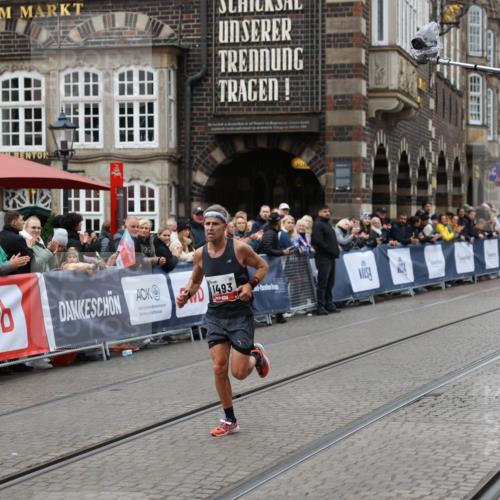 05.10.2025 - 20. swb-Marathon Bremen Yannick Fuchs http://msf.ph/oto/9274045 05.10.2025 12:26:54 Ziel 1493 meine-sportfotos.de