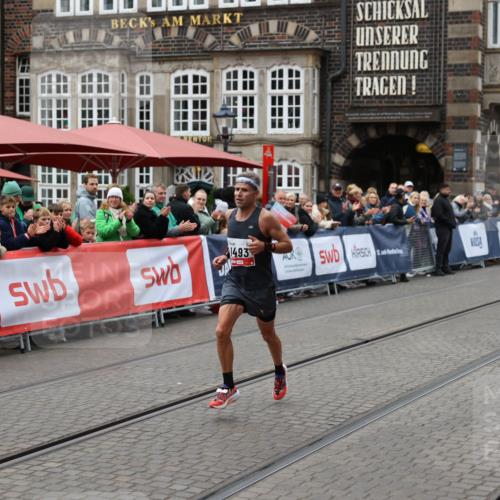 05.10.2025 - 20. swb-Marathon Bremen Yannick Fuchs http://msf.ph/oto/9274082 05.10.2025 12:26:55 Ziel 1493 meine-sportfotos.de