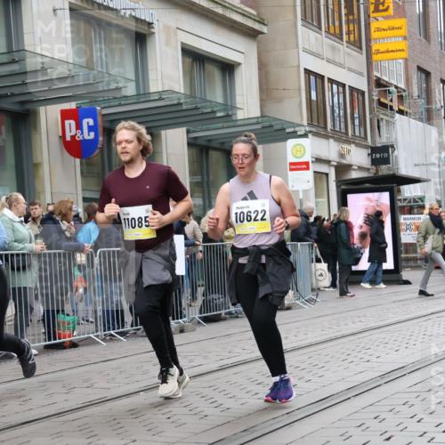 05.10.2025 - 20. swb-Marathon Bremen Strokosch-Dieckow http://msf.ph/oto/9274102 05.10.2025 11:11:57 Ziel 9373, 9374, 9526, 9675, 9911, 10463, 10499, 10622, 10899, 11085, 11535, 9373, 9374, 9526, 9675, 9911, 10463, 10499, 10622, 10899, 11085, 11535 meine-sportfotos.de