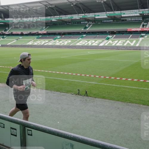 05.10.2025 - 20. swb-Marathon Bremen Michael Burmester http://msf.ph/oto/9274103 05.10.2025 12:49:50 Laufen im Stadion 150, 187, 217, 270, 287, 424, 511, 845, 939, 1257, 1388, 1535, 1609, 1707, 1727, 1876, 1904, 2044, 2356, 3124, 3259, 3353, 3544, 3738, 3885, 3960, 4006, 4318, 4367, 4438, 4870, 5118, 5894, 6214, 6216, 6281, 6431, 6619, 6805, 6877, 7647, 7987, 8216, 8401, 8536, 8873, 9118, 1195, 1654, 2119, 2594, 2988, 2990, 4385, 6171, 7904, 8630, 9114 meine-sportfotos.de