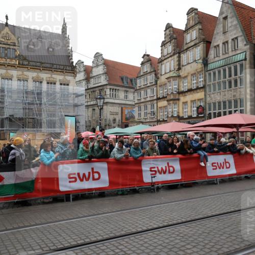 05.10.2025 - 20. swb-Marathon Bremen Yannick Fuchs http://msf.ph/oto/9274255 05.10.2025 12:26:57 Ziel 1493 meine-sportfotos.de