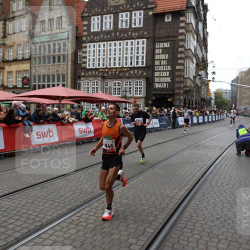 05.10.2025 - 20. swb-Marathon Bremen Yannick Fuchs http://msf.ph/oto/9274270 05.10.2025 12:28:57 Ziel 1113, 1948, 2053, 2159, 2292 meine-sportfotos.de