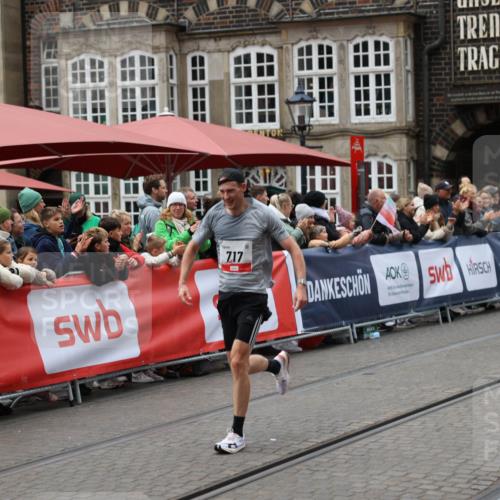 05.10.2025 - 20. swb-Marathon Bremen Yannick Fuchs http://msf.ph/oto/9274383 05.10.2025 12:28:59 Ziel 717, 1113, 1948, 2159, 2292 meine-sportfotos.de