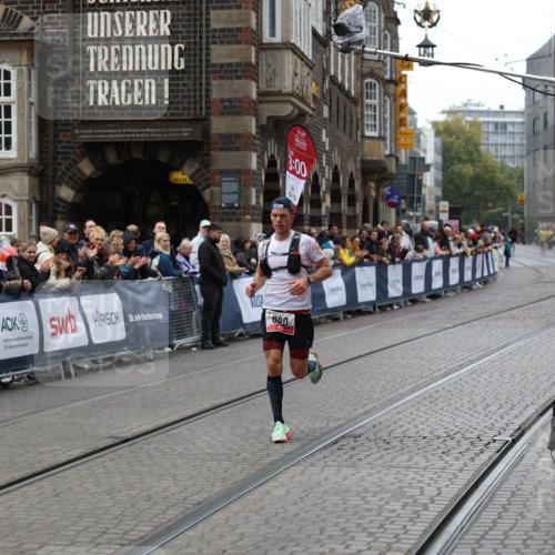 05.10.2025 - 20. swb-Marathon Bremen Yannick Fuchs http://msf.ph/oto/9274457 05.10.2025 12:29:01 Ziel 600, 717, 1113, 1948, 2159, 2292 meine-sportfotos.de
