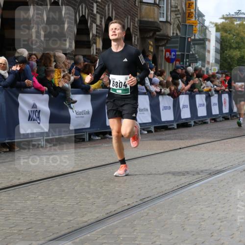 05.10.2025 - 20. swb-Marathon Bremen Strokosch-Dieckow http://msf.ph/oto/9274597 05.10.2025 13:03:46 Ziel 506, 3061, 3084, 6804 meine-sportfotos.de