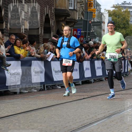 05.10.2025 - 20. swb-Marathon Bremen Strokosch-Dieckow http://msf.ph/oto/9274885 05.10.2025 13:03:54 Ziel 1105, 3061, 3084, 4215, 5786 meine-sportfotos.de