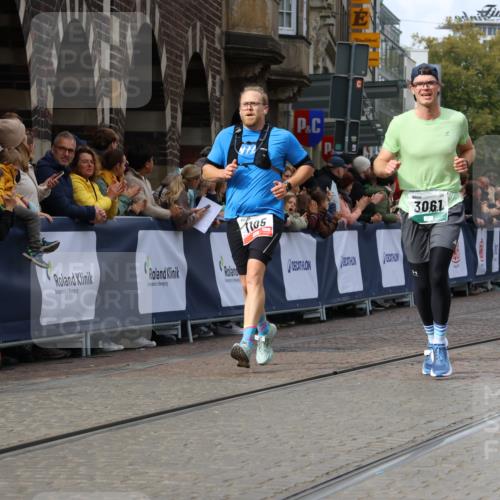 05.10.2025 - 20. swb-Marathon Bremen Strokosch-Dieckow http://msf.ph/oto/9274953 05.10.2025 13:03:54 Ziel 1105, 3061, 3084, 4215, 5786 meine-sportfotos.de