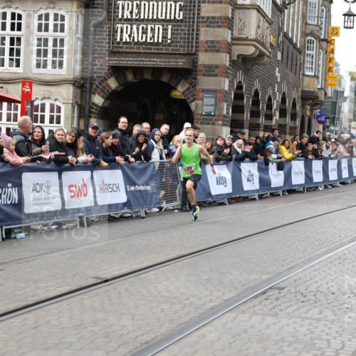 05.10.2025 - 20. swb-Marathon Bremen Yannick Fuchs http://msf.ph/oto/9275165 05.10.2025 12:34:22 Ziel 1663 meine-sportfotos.de