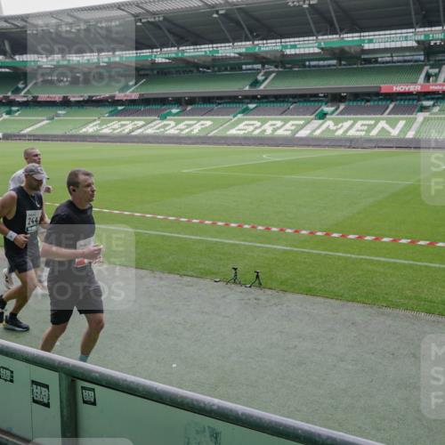 05.10.2025 - 20. swb-Marathon Bremen Michael Burmester http://msf.ph/oto/9275374 05.10.2025 12:51:33 Laufen im Stadion 334, 503, 601, 750, 754, 914, 1037, 1064, 1120, 1314, 1499, 1577, 1689, 1701, 1748, 1909, 1911, 1926, 2279, 2283, 2350, 2447, 2493, 2526, 3267, 3419, 3608, 3661, 4032, 4104, 4260, 4652, 4654, 4687, 4781, 5551, 5817, 5838, 5847, 5910, 6066, 6210, 6401, 6477, 6773, 6775, 7713, 7723, 8066, 8083, 8682, 8740, 8780, 122, 688, 745, 1033, 1166, 1450, 2059, 4366, 4962, 6252, 6681, 8995 meine-sportfotos.de