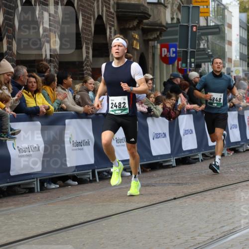 05.10.2025 - 20. swb-Marathon Bremen Strokosch-Dieckow http://msf.ph/oto/9275401 05.10.2025 13:04:09 Ziel 706, 1652, 2068, 2482, 2656, 4848, 7900 meine-sportfotos.de