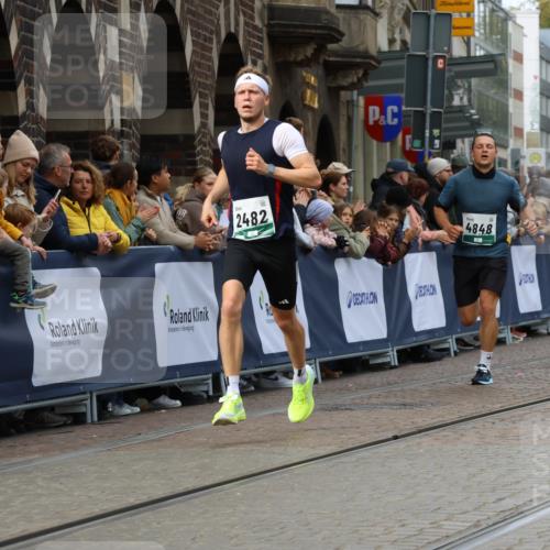 05.10.2025 - 20. swb-Marathon Bremen Strokosch-Dieckow http://msf.ph/oto/9275430 05.10.2025 13:04:09 Ziel 706, 1652, 2068, 2482, 2656, 4848, 7900 meine-sportfotos.de