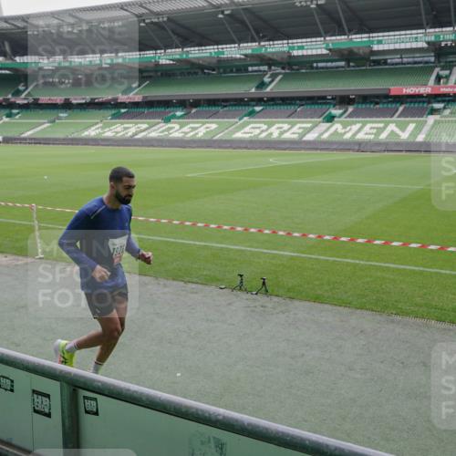 05.10.2025 - 20. swb-Marathon Bremen Michael Burmester http://msf.ph/oto/9275441 05.10.2025 12:51:49 Laufen im Stadion 503, 750, 754, 914, 1029, 1064, 1120, 1314, 1499, 1577, 1701, 1748, 1911, 1926, 2279, 2283, 2350, 2447, 2493, 2526, 3178, 4104, 4260, 4652, 4654, 4687, 4781, 5068, 5108, 5416, 5847, 5910, 6066, 6210, 6367, 6773, 6775, 7031, 7313, 7419, 7713, 7723, 8066, 8534, 8558, 8682, 8740, 8780, 334, 601, 1037, 1689, 1909, 2059, 3267, 3419, 3608, 3661, 4032, 5551, 5817, 5838, 6401, 6477, 8083, 8995 meine-sportfotos.de