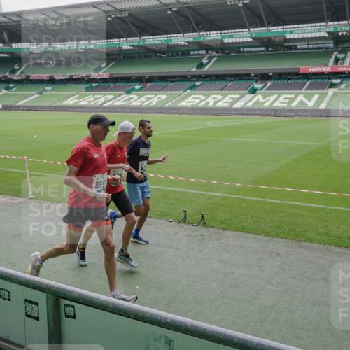 05.10.2025 - 20. swb-Marathon Bremen Michael Burmester http://msf.ph/oto/9275510 05.10.2025 12:52:04 Laufen im Stadion 750, 754, 914, 1029, 1064, 1120, 1314, 1550, 1552, 1748, 1911, 1926, 2279, 2283, 2350, 2447, 2595, 3033, 3041, 3178, 3626, 4260, 4362, 4652, 4687, 4781, 5068, 5108, 5416, 5459, 5675, 5847, 5910, 6367, 6773, 7012, 7031, 7293, 7313, 7419, 7713, 8066, 8218, 8534, 8558, 8682, 8701, 8740, 8780, 9115, 503, 1064, 1499, 1577, 1701, 1909, 2350, 2493, 2526, 3267, 3661, 4032, 4104, 4654, 5551, 6066, 6210, 6775, 7723 meine-sportfotos.de