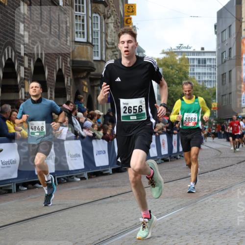 05.10.2025 - 20. swb-Marathon Bremen Strokosch-Dieckow http://msf.ph/oto/9275527 05.10.2025 13:04:11 Ziel 329, 706, 2068, 2482, 2643, 2656, 4848, 7900 meine-sportfotos.de