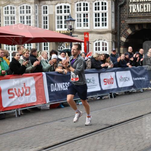 05.10.2025 - 20. swb-Marathon Bremen Yannick Fuchs http://msf.ph/oto/9275575 05.10.2025 12:36:37 Ziel 1632 meine-sportfotos.de
