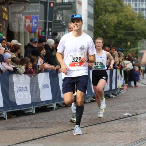 05.10.2025 - 20. swb-Marathon Bremen Strokosch-Dieckow http://msf.ph/oto/9275815 05.10.2025 13:04:19 Ziel 329, 2643, 3320, 6295, 7583, 7735 meine-sportfotos.de
