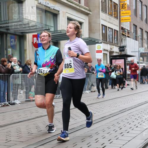 05.10.2025 - 20. swb-Marathon Bremen Strokosch-Dieckow http://msf.ph/oto/9275940 05.10.2025 11:13:59 Ziel 9380, 9695, 9724, 9756, 9818, 9819, 10114, 10115, 10201, 10292, 10491, 10832, 11036, 11072, 11135, 11139, 11539, 11555, 9380, 9695, 9724, 9756, 9818, 9819, 10114, 10115, 10201, 10292, 10491, 10832, 11036, 11072, 11135, 11139, 11539, 11555 meine-sportfotos.de