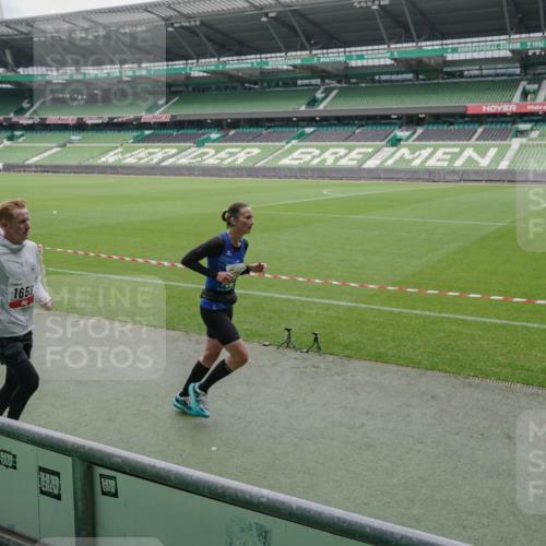05.10.2025 - 20. swb-Marathon Bremen Michael Burmester http://msf.ph/oto/9275943 05.10.2025 12:53:30 Laufen im Stadion 89, 248, 368, 496, 832, 869, 1009, 1020, 1164, 1367, 1428, 1538, 1656, 1667, 1868, 1943, 2030, 2050, 2072, 2075, 2250, 2288, 2871, 3363, 3553, 4132, 4294, 4573, 4729, 5169, 5425, 5571, 5579, 5866, 5944, 6492, 6806, 7255, 7408, 7617, 7835, 7905, 8238, 8431, 8462, 8499, 8709, 550, 590, 615, 793, 1298, 1431, 1600, 4218, 4746, 4805, 4914, 4935, 5447, 6630, 6677, 7277, 7416, 7773, 7975, 8297, 8349, 8431, 8580, 8921, 10338 meine-sportfotos.de