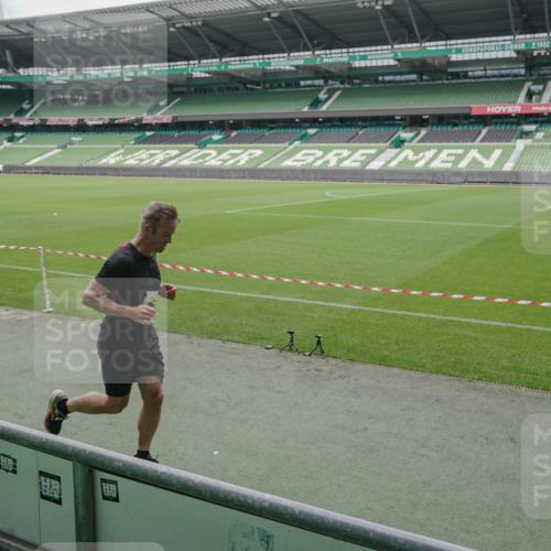 05.10.2025 - 20. swb-Marathon Bremen Michael Burmester http://msf.ph/oto/9275959 05.10.2025 12:53:32 Laufen im Stadion 89, 248, 368, 458, 496, 832, 869, 1009, 1020, 1164, 1367, 1428, 1460, 1489, 1538, 1656, 1667, 1868, 1943, 2030, 2050, 2072, 2075, 2250, 2288, 2871, 3363, 3553, 4132, 4294, 4573, 4729, 5169, 5425, 5571, 5576, 5579, 5866, 5944, 6348, 6492, 6806, 7255, 7408, 7617, 7835, 7905, 8238, 8462, 8499, 8709, 550, 590, 615, 793, 1431, 1600, 4218, 4746, 4805, 4914, 4935, 5447, 6630, 6677, 7277, 7416, 7773, 7975, 8297, 8349, 8431, 8921, 10338 meine-sportfotos.de