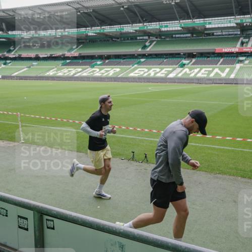 05.10.2025 - 20. swb-Marathon Bremen Michael Burmester http://msf.ph/oto/9275999 05.10.2025 12:53:41 Laufen im Stadion 89, 248, 250, 368, 458, 496, 507, 869, 950, 1009, 1020, 1164, 1428, 1460, 1489, 1538, 1608, 1656, 1667, 1690, 1736, 1868, 1943, 2030, 2050, 2075, 2250, 2288, 2871, 3363, 3553, 3913, 4132, 4294, 4611, 4729, 5024, 5425, 5571, 5576, 5579, 5944, 6244, 6348, 6359, 6492, 6806, 7255, 7408, 7617, 7835, 7905, 8238, 8462, 8499, 8511, 8611, 8709, 550, 590, 832, 1367, 1431, 1600, 2072, 2075, 4132, 4218, 4573, 4746, 4935, 5169, 5866, 6677, 8297, 8431 meine-sportfotos.de
