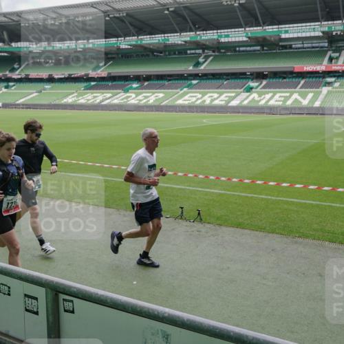 05.10.2025 - 20. swb-Marathon Bremen Michael Burmester http://msf.ph/oto/9276109 05.10.2025 12:53:52 Laufen im Stadion 89, 250, 368, 458, 496, 507, 524, 756, 869, 950, 1009, 1020, 1164, 1165, 1428, 1460, 1489, 1517, 1538, 1608, 1656, 1690, 1729, 1736, 1868, 1873, 1943, 2030, 2050, 2250, 2288, 2871, 3363, 3553, 3913, 4294, 4611, 5024, 5425, 5571, 5576, 5944, 6244, 6348, 6359, 6806, 7232, 7255, 7408, 7617, 7835, 7905, 8238, 8499, 8511, 8611, 8709, 248, 832, 1367, 1667, 2072, 2075, 4132, 4573, 4729, 5169, 5579, 5866, 6492, 8462 meine-sportfotos.de