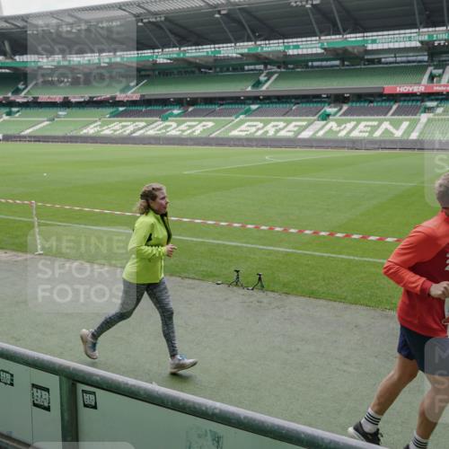 05.10.2025 - 20. swb-Marathon Bremen Michael Burmester http://msf.ph/oto/9276197 05.10.2025 12:54:08 Laufen im Stadion 53, 89, 132, 250, 289, 368, 458, 496, 504, 507, 524, 756, 950, 1009, 1020, 1164, 1165, 1428, 1460, 1489, 1517, 1543, 1608, 1656, 1690, 1729, 1736, 1868, 1873, 1896, 1943, 1976, 2030, 2050, 2250, 2288, 2573, 2841, 2871, 3212, 3363, 3703, 3913, 4294, 4611, 5022, 5024, 5206, 5425, 5571, 5576, 5944, 5978, 6244, 6348, 6359, 6583, 6806, 6853, 7232, 7279, 7508, 7617, 7835, 7905, 8499, 8511, 8611, 248, 869, 1538, 1667, 3553, 4729, 5579, 6492, 7255, 7408, 8238, 8709 meine-sportfotos.de