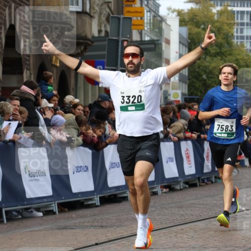 05.10.2025 - 20. swb-Marathon Bremen Strokosch-Dieckow http://msf.ph/oto/9276261 05.10.2025 13:04:24 Ziel 1763, 3320, 5656, 7583 meine-sportfotos.de
