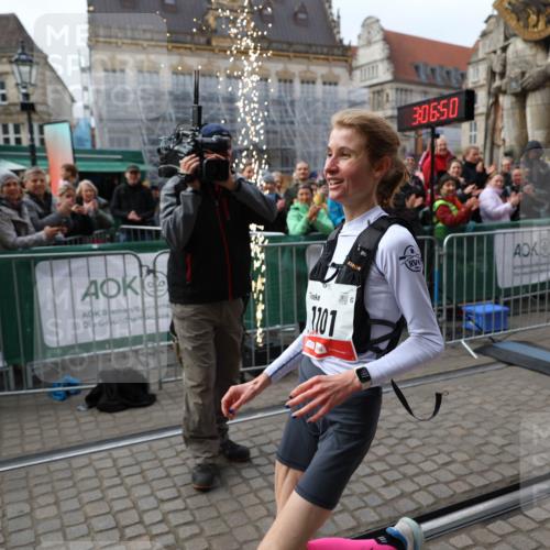 05.10.2025 - 20. swb-Marathon Bremen Yannick Fuchs http://msf.ph/oto/9276384 05.10.2025 12:37:40 Ziel 1101 meine-sportfotos.de