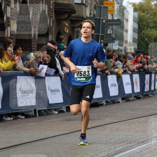 05.10.2025 - 20. swb-Marathon Bremen Strokosch-Dieckow http://msf.ph/oto/9276413 05.10.2025 13:04:25 Ziel 1763, 3320, 5656, 7583 meine-sportfotos.de