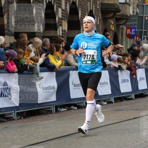 05.10.2025 - 20. swb-Marathon Bremen Strokosch-Dieckow http://msf.ph/oto/9276740 05.10.2025 13:04:39 Ziel 109, 577, 1265, 4966, 7176 meine-sportfotos.de