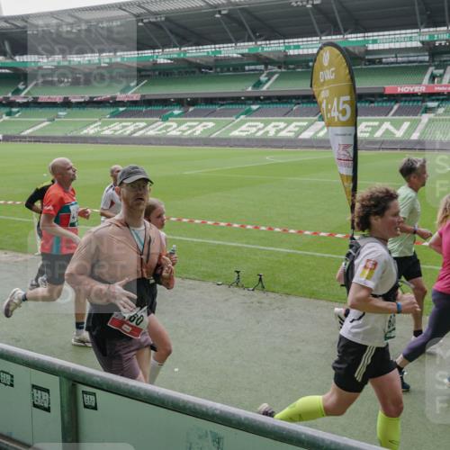 05.10.2025 - 20. swb-Marathon Bremen Michael Burmester http://msf.ph/oto/9276958 05.10.2025 12:55:36 Laufen im Stadion 78, 124, 240, 663, 760, 984, 1261, 1326, 1490, 1531, 1737, 1774, 1825, 1910, 1931, 2022, 2162, 2431, 2459, 2490, 2494, 2605, 2642, 2716, 2884, 2942, 3074, 3489, 3515, 3519, 3612, 3749, 3838, 3944, 4079, 4116, 4149, 4195, 4212, 4288, 4432, 4456, 4672, 4771, 4796, 4823, 4853, 4919, 5034, 5093, 5152, 5177, 5289, 5484, 5554, 5615, 5691, 5719, 5833, 5907, 6048, 6106, 6184, 6276, 6515, 6527, 6570, 6615, 6649, 6744, 6820, 6937, 8060, 82, 104, 169 meine-sportfotos.de