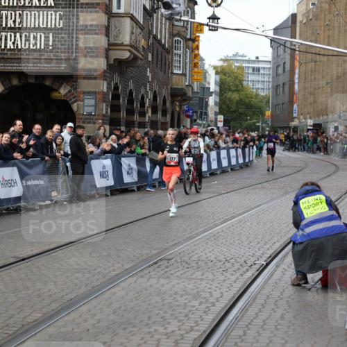 05.10.2025 - 20. swb-Marathon Bremen Yannick Fuchs http://msf.ph/oto/9277073 05.10.2025 12:38:52 Ziel 1351 meine-sportfotos.de