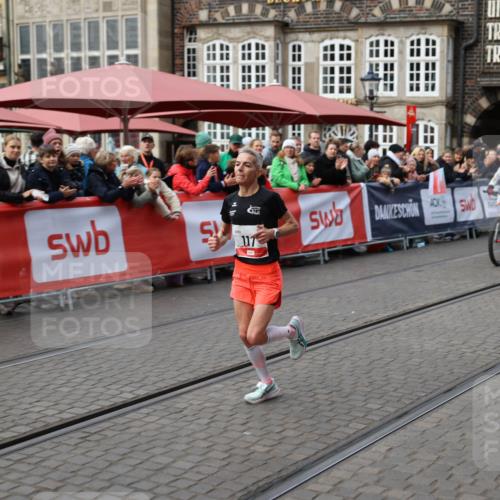 05.10.2025 - 20. swb-Marathon Bremen Yannick Fuchs http://msf.ph/oto/9277155 05.10.2025 12:38:55 Ziel 117, 1351 meine-sportfotos.de