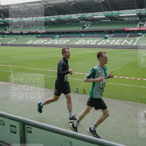 05.10.2025 - 20. swb-Marathon Bremen Michael Burmester http://msf.ph/oto/9277303 05.10.2025 12:56:21 Laufen im Stadion 325, 591, 830, 901, 984, 989, 1261, 1380, 1679, 1774, 1825, 1931, 2134, 2149, 2263, 2438, 2459, 2490, 2571, 2634, 2942, 3161, 3392, 3606, 3749, 3980, 4052, 4101, 4116, 4149, 4288, 4432, 4485, 5246, 5255, 5370, 5419, 5469, 5490, 5615, 5691, 5719, 6070, 6176, 6375, 6441, 6451, 6515, 6615, 6689, 6744, 6797, 6820, 6864, 6926, 7000, 7292, 7320, 7431, 7783, 7920, 8060, 8144, 8222, 78, 240, 1490, 2162, 2459, 2884, 3074, 3515, 3612, 4079, 4116, 4195, 4456 meine-sportfotos.de