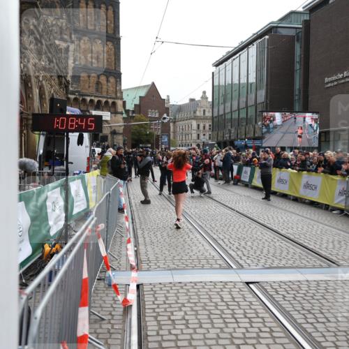 05.10.2025 - 20. swb-Marathon Bremen Yannick Fuchs http://msf.ph/oto/9277632 05.10.2025 12:39:26 Ziel 16 meine-sportfotos.de