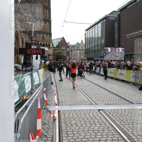 05.10.2025 - 20. swb-Marathon Bremen Yannick Fuchs http://msf.ph/oto/9277664 05.10.2025 12:39:26 Ziel 16 meine-sportfotos.de