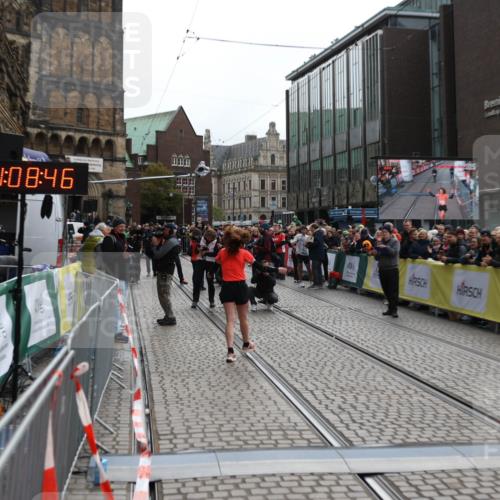 05.10.2025 - 20. swb-Marathon Bremen Yannick Fuchs http://msf.ph/oto/9277690 05.10.2025 12:39:27 Ziel 16 meine-sportfotos.de