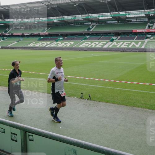 05.10.2025 - 20. swb-Marathon Bremen Michael Burmester http://msf.ph/oto/9277701 05.10.2025 12:57:27 Laufen im Stadion 31, 237, 246, 299, 305, 415, 479, 613, 820, 833, 1317, 1382, 1491, 1595, 1627, 1971, 1977, 2166, 2234, 2269, 2304, 2436, 2522, 3396, 3471, 3591, 3798, 3813, 3969, 3977, 4089, 4484, 4496, 4821, 5100, 5104, 5149, 5503, 5664, 6250, 6267, 6372, 6486, 6493, 6510, 6534, 6535, 6768, 7017, 7086, 7371, 7390, 7546, 7578, 7731, 7911, 7940, 8023, 8128, 8479, 8564, 8801, 8903, 8964, 8973, 8993, 9129, 9983, 11658, 591, 1161, 1679, 2263, 2571, 2634, 3392, 3606, 3980, 4101, 5255 meine-sportfotos.de