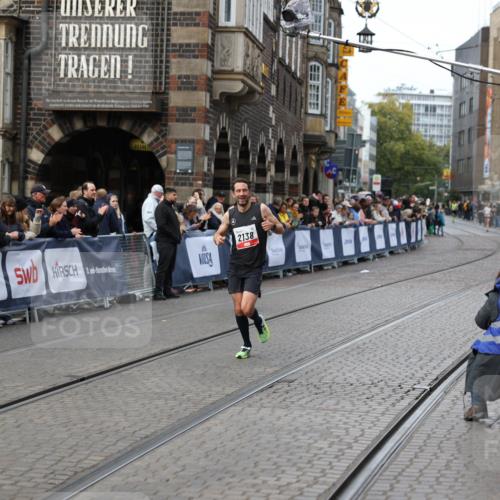 05.10.2025 - 20. swb-Marathon Bremen Yannick Fuchs http://msf.ph/oto/9277807 05.10.2025 12:40:14 Ziel 2138 meine-sportfotos.de
